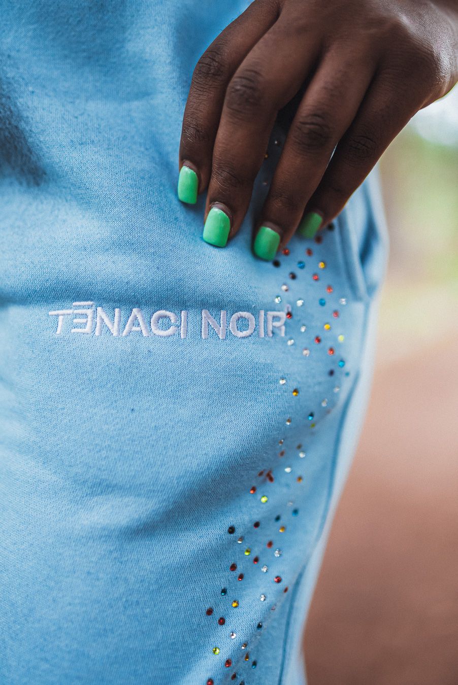 TENACI NOIR ° — ALASKA NOIR CONFETTI JORT